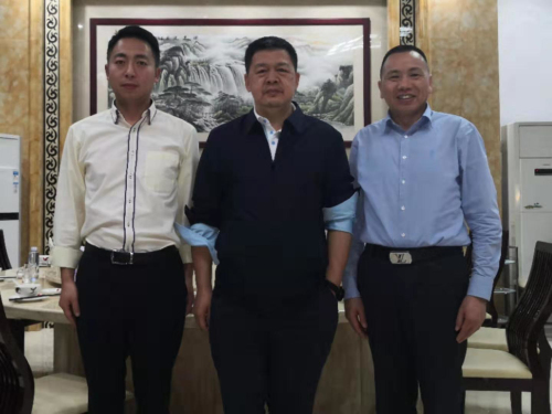 中紀(jì)委國(guó)際合作局郭松江局長(zhǎng)、人民日?qǐng)?bào)社馬海濤副總編親臨大道視察指導(dǎo)